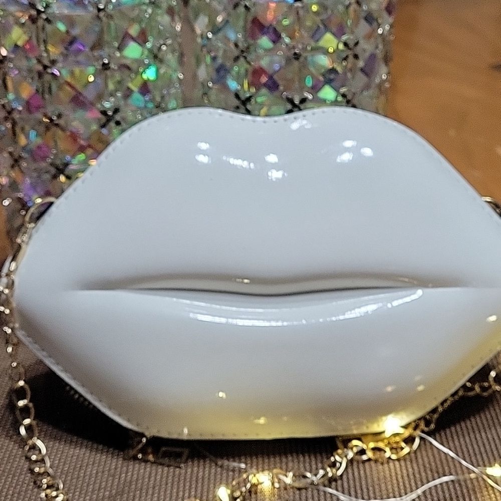 FUN LIPPIE BAG - Picture 2 of 6